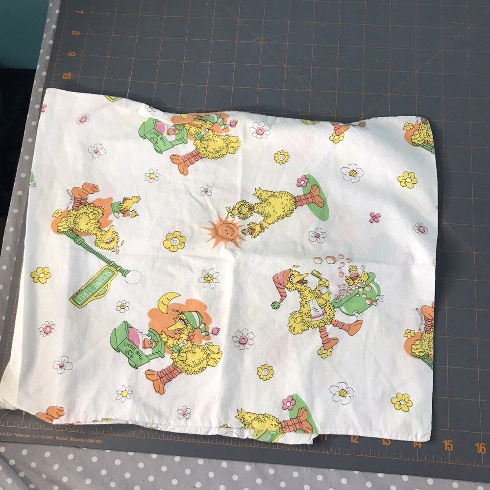 Vintage Sesame Street Nursery‎ Big Bird Pillow Case 15"x11"